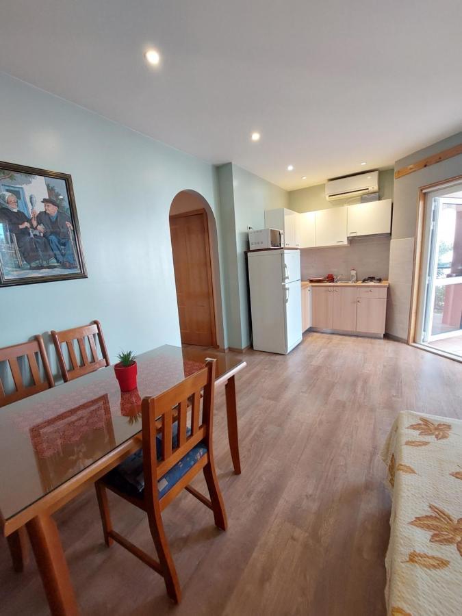 Australia Apartment *